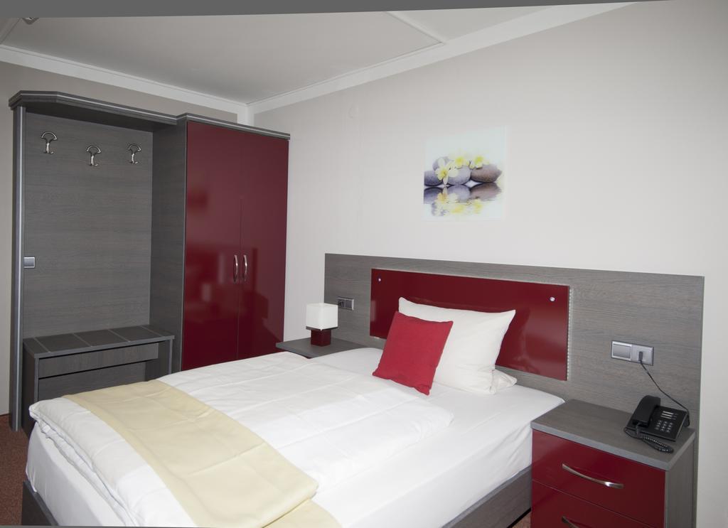 Waldhotel Sindelfingen Am Eichholz Cameră foto